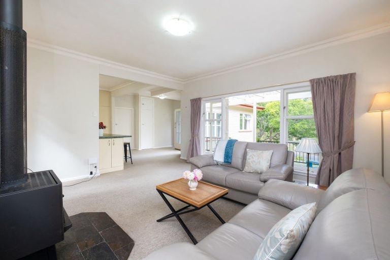 Photo of property in 97 James Cook Street, Havelock North, 4130