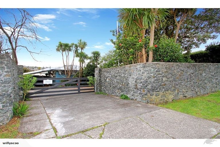Photo of property in 4 Weatherly Road, Torbay, Auckland, 0630