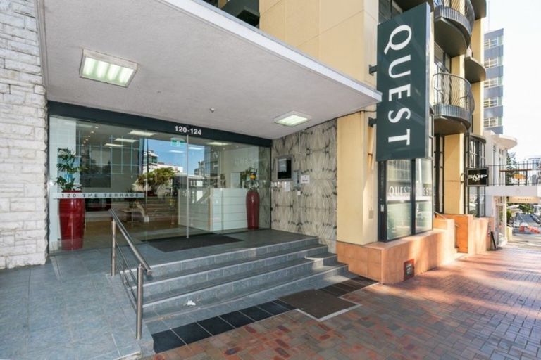 Photo of property in Terrace Garden Apartments, 5c/120 The Terrace, Wellington Central, Wellington, 6011