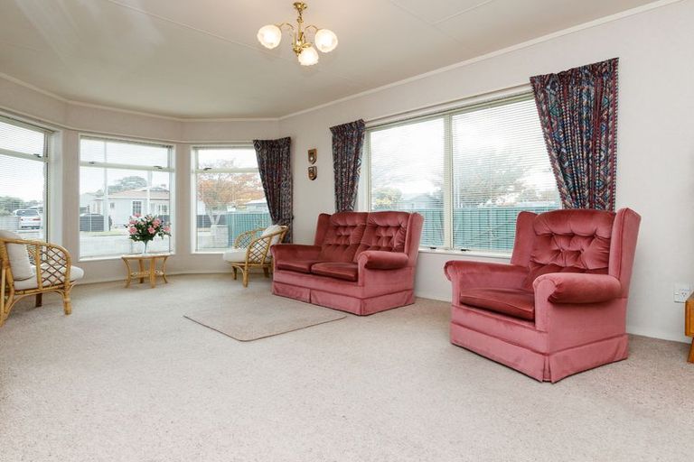 Photo of property in 3 Fairs Road, Milson, Palmerston North, 4414