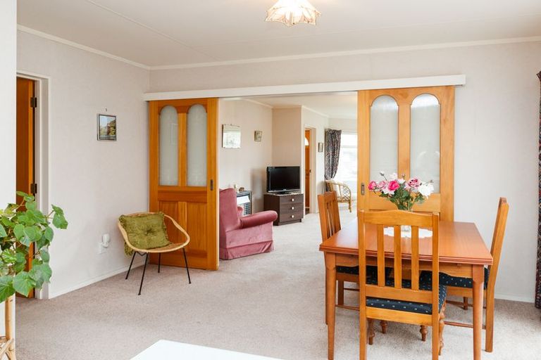 Photo of property in 3 Fairs Road, Milson, Palmerston North, 4414