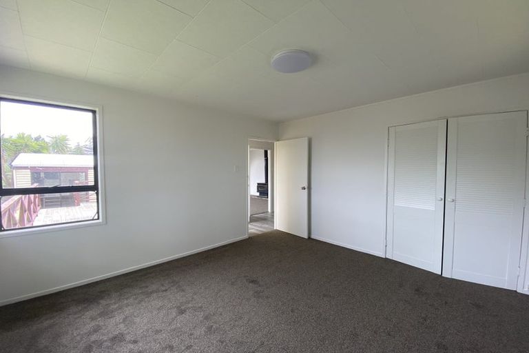 Photo of property in 72 Finlayson Avenue, Clendon Park, Auckland, 2103