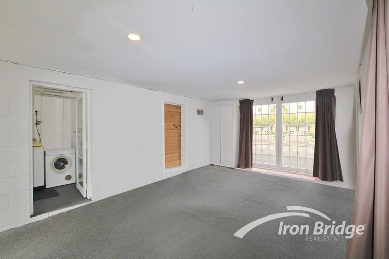 Photo of property in 24 Paragon Avenue, Beach Haven, Auckland, 0626