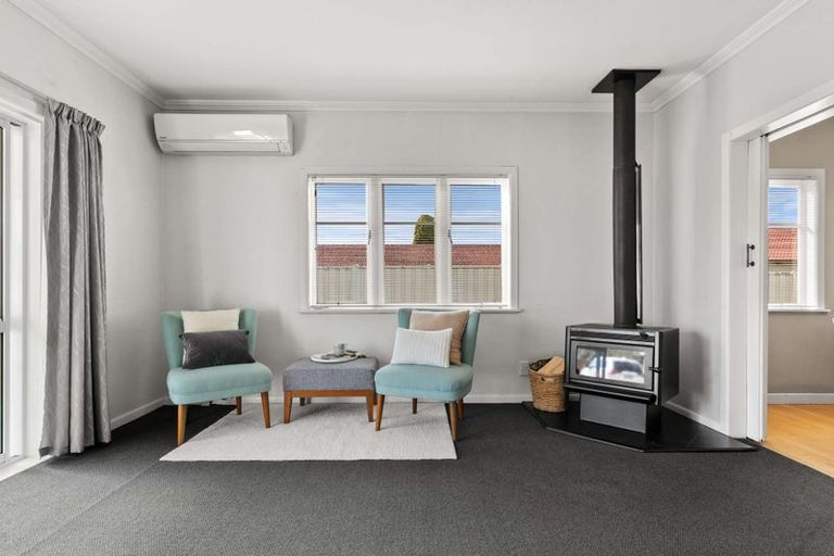 Photo of property in 57 Hamilton Road, Cambridge, 3434