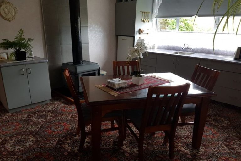 Photo of property in 22 Roebuck Street, Westport, 7825