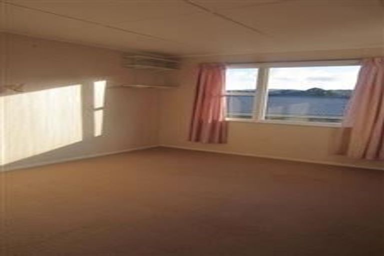 Photo of property in 66 Mark Avenue, Paparangi, Wellington, 6037