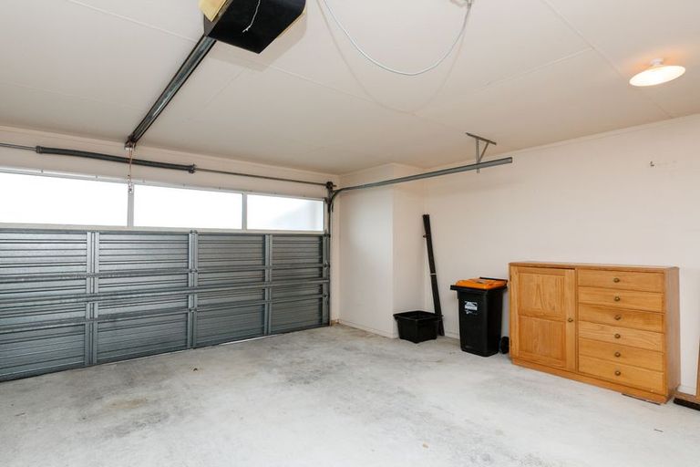 Photo of property in 3 Fairs Road, Milson, Palmerston North, 4414