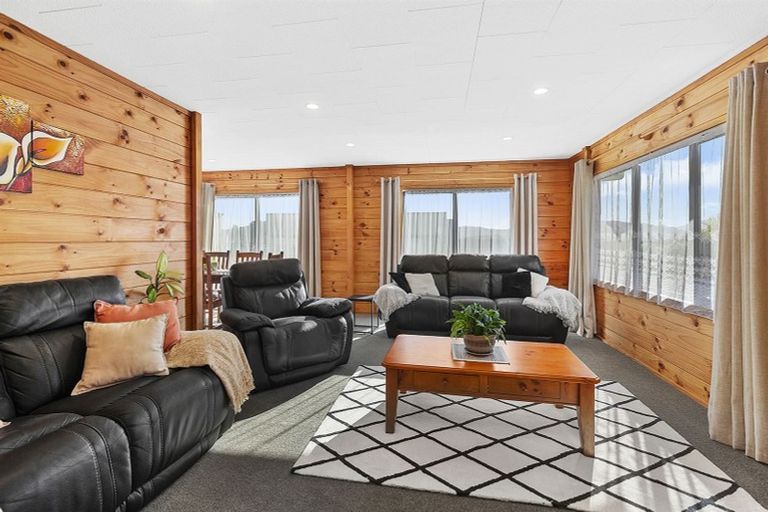 Photo of property in 64 Spyglass Lane, Whitby, Porirua, 5024