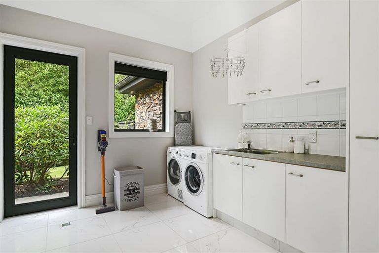 Photo of property in 127 Regent's Park Drive, Casebrook, Christchurch, 8051