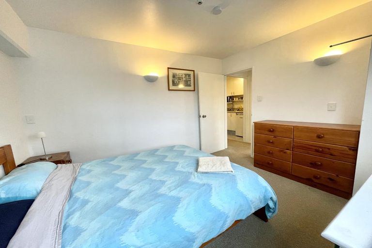 Photo of property in Capital Hill Apartments, 11/54u Hill Street, Thorndon, Wellington, 6011