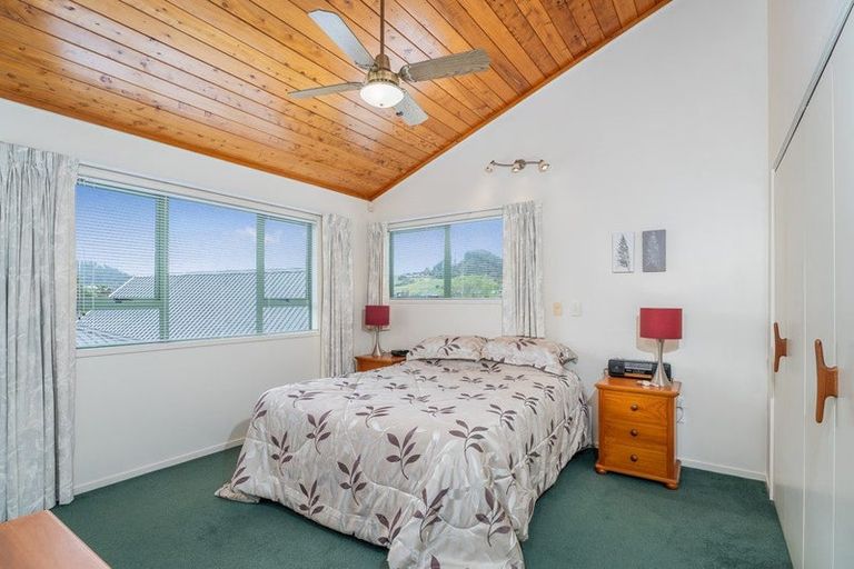 Photo of property in 19 Martin Place, Cooks Beach, Whitianga, 3591