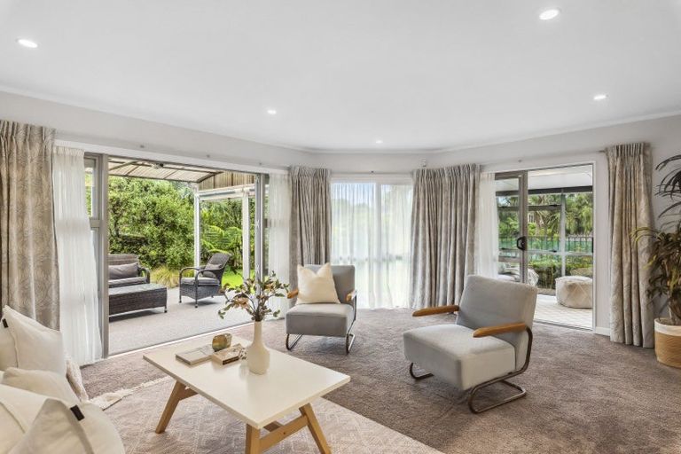 Photo of property in 14 Meredith Way, Paraparaumu Beach, Paraparaumu, 5032