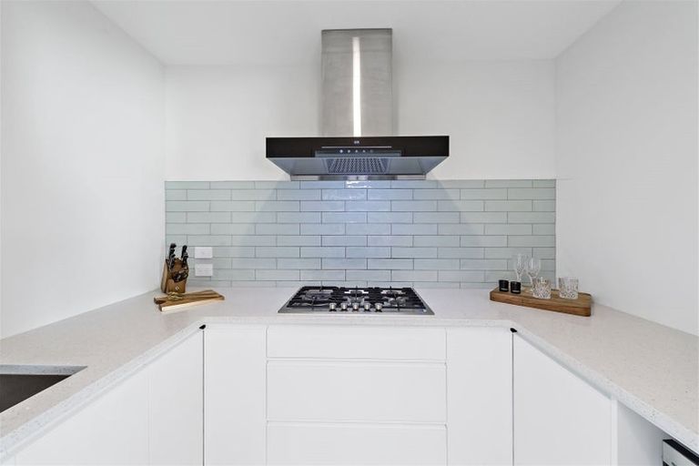 Photo of property in 11 Tulett Park Drive, Casebrook, Christchurch, 8051