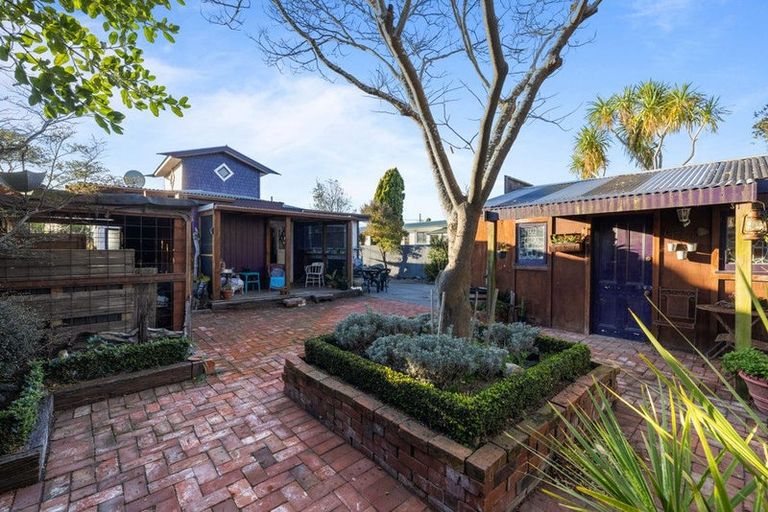 Photo of property in 147 Tedder Avenue, North New Brighton, Christchurch, 8083