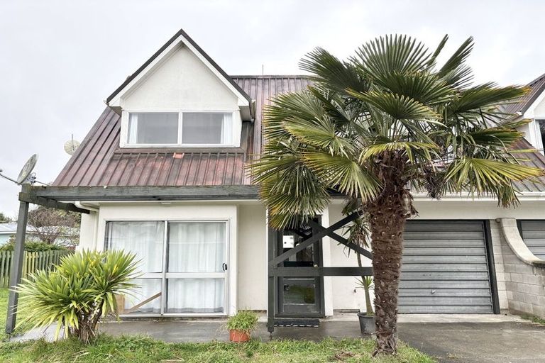 Photo of property in 5 Attlee Place, Gisborne, 4010
