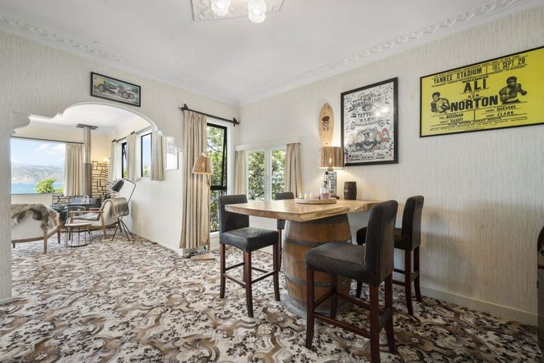 Photo of property in 188 Breaker Bay Road, Breaker Bay, Wellington, 6022
