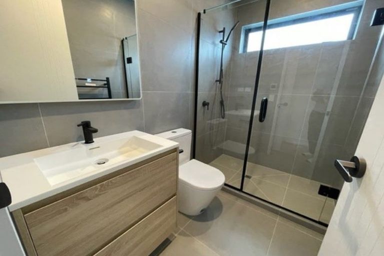 Photo of property in 17 Pilot Drive, Hobsonville, Auckland, 0616