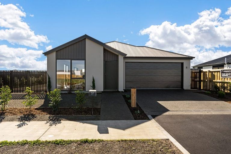 Photo of property in 37 Harrison Drive, Rolleston, 7614