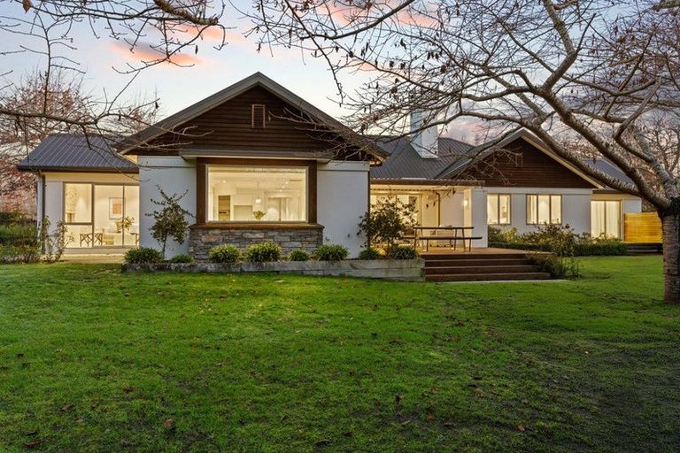 Photo of property in 36 Johns Road, Belfast, Christchurch, 8051