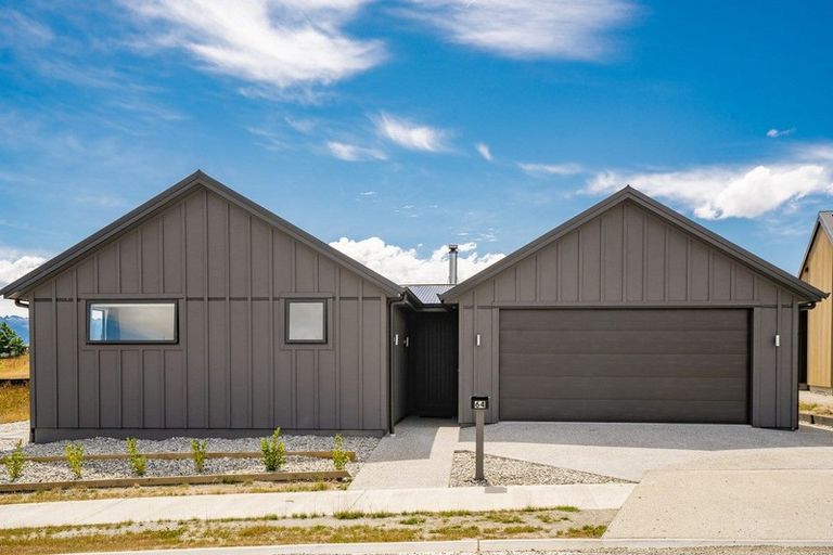 Photo of property in 64 Kirimoko Crescent, Wanaka, 9305