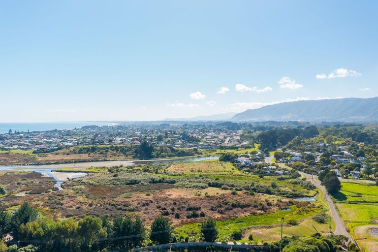 Photo of property in 79 Kotuku Drive, Paraparaumu Beach, Paraparaumu, 5032