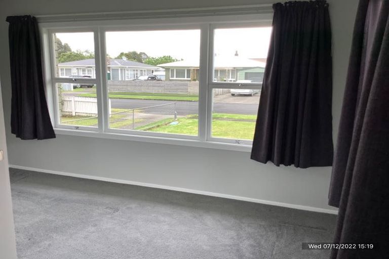 Photo of property in 5 Paterson Avenue, Pukekohe, 2120