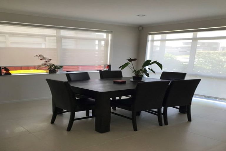 Photo of property in 104 Flat Bush School Road, Flat Bush, Auckland, 2019