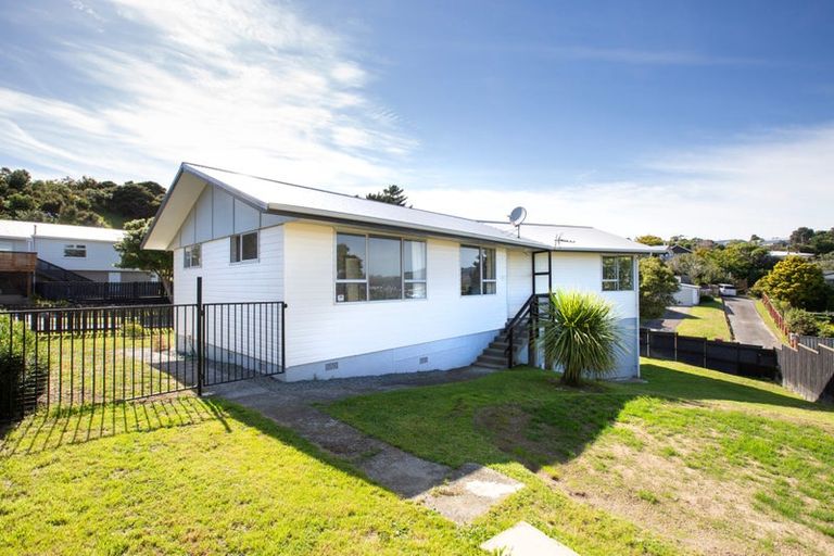 Photo of property in 9 The Bollard, Whitby, Porirua, 5024