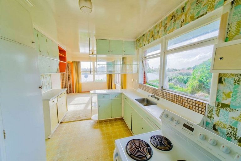 Photo of property in 253 Cambridge Road, Hillcrest, Hamilton, 3216