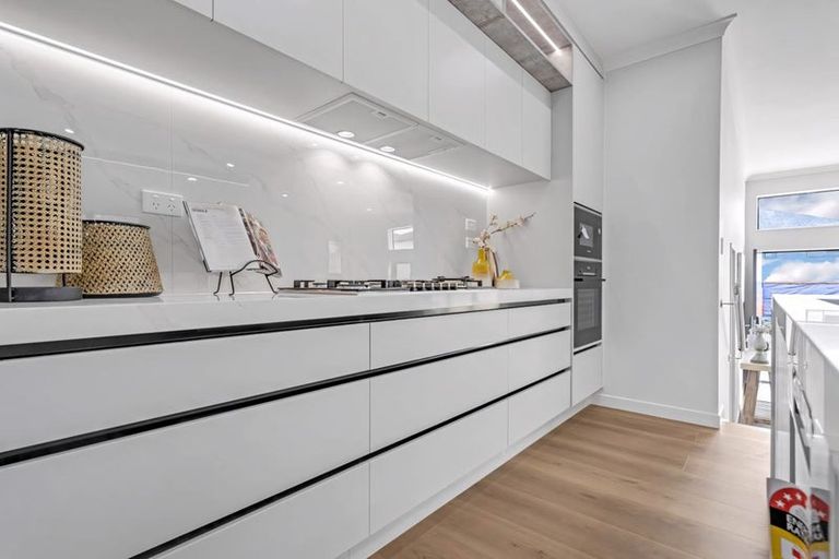 Photo of property in 63 Koromeke Street, Flat Bush, Auckland, 2019