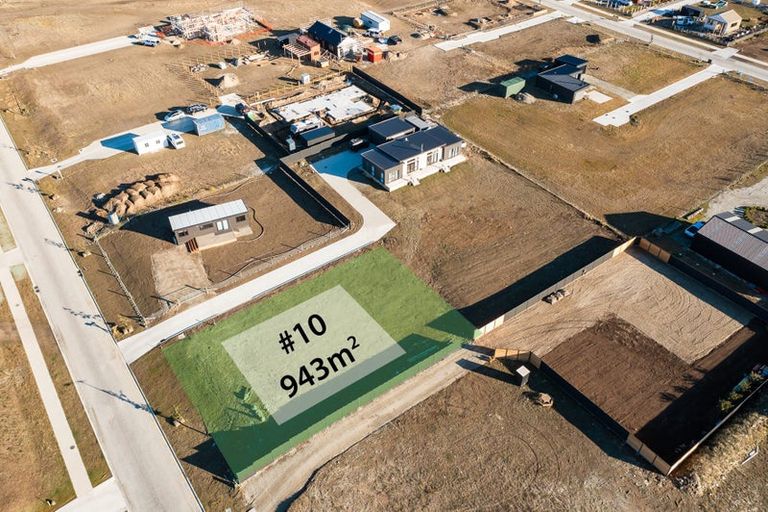 Photo of property in 10 Lost Burn Road, Lake Hawea, 9382