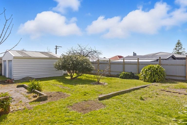 Photo of property in 106 Queen Street West, Levin, 5510