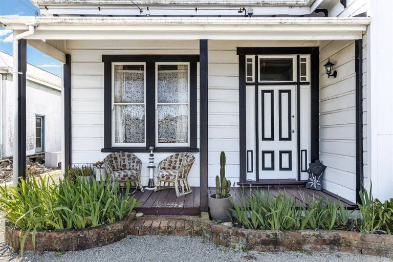 Photo of property in 89 Derby Street, Westport, 7825