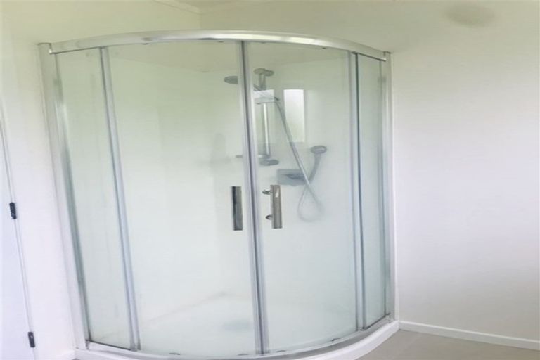 Photo of property in 345 Pakuranga Road, Pakuranga Heights, Auckland, 2010