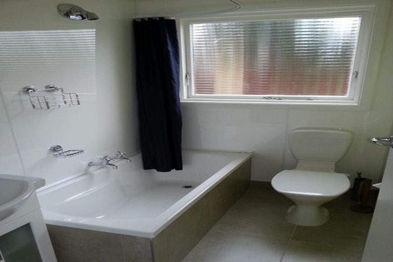 Photo of property in 1/137 Holly Road, St Albans, Christchurch, 8014