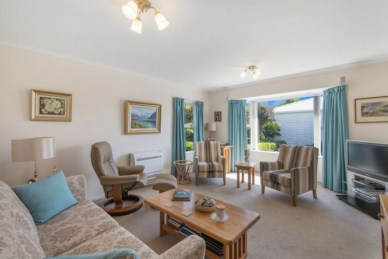 Photo of property in 22a Gamblins Road, Saint Martins, Christchurch, 8022