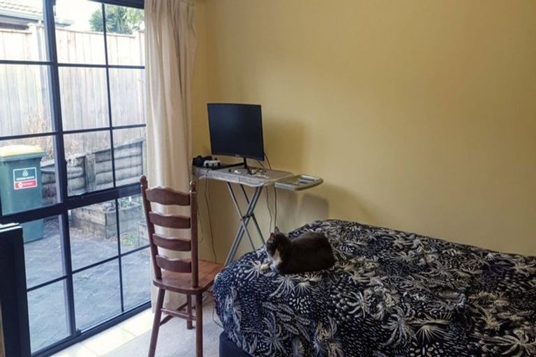 Photo of property in 6 Kuripaka Crescent, The Gardens, Auckland, 2105
