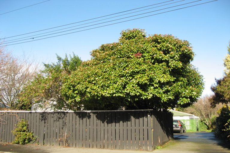 Photo of property in 3/100 Holly Road, St Albans, Christchurch, 8014
