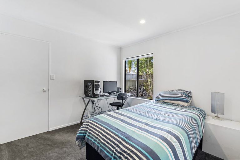 Photo of property in 17 Harvest Drive, Henderson, Auckland, 0612