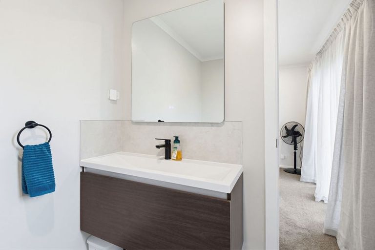 Photo of property in 11a Maxwells Line, Awapuni, Palmerston North, 4412