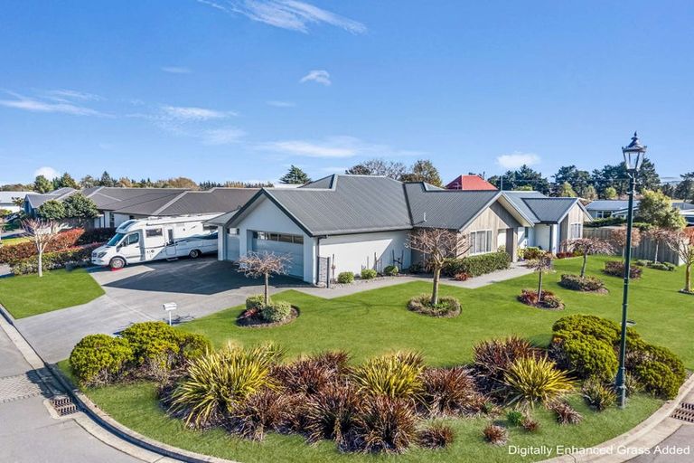 Photo of property in 2 Awa Place, Rangiora, 7400