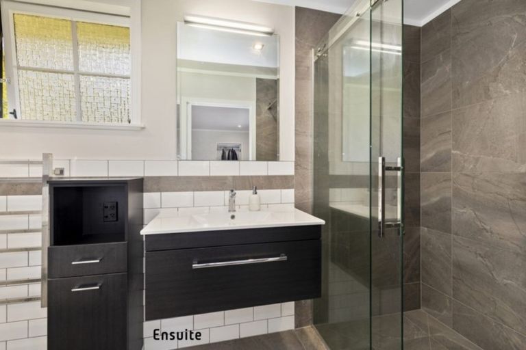 Photo of property in 89 Manuka Street, Stokes Valley, Lower Hutt, 5019