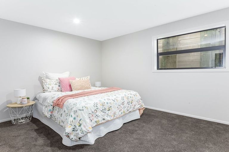 Photo of property in 8 Tradewinds Drive, Whitby, Porirua, 5024