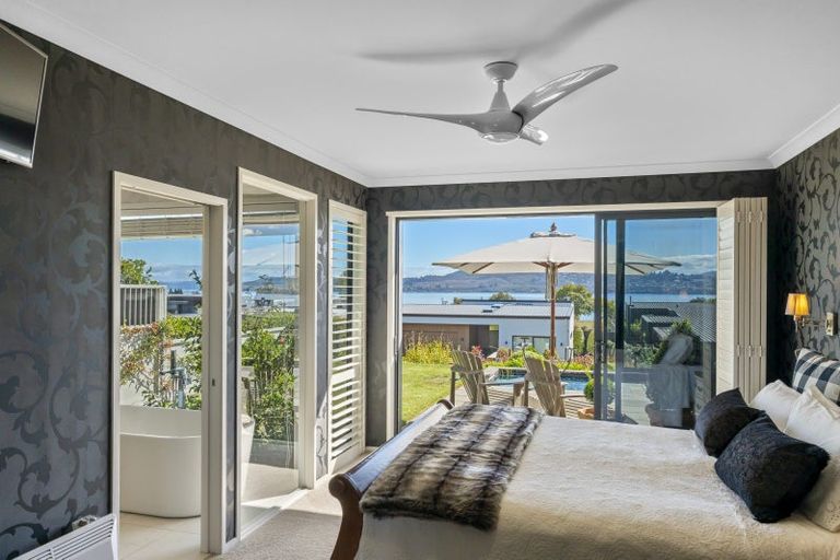 Photo of property in 29 Pukenamu Road, Rainbow Point, Taupo, 3330