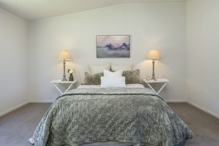Photo of property in 71 Gillespie Place, Acacia Bay, Taupo, 3385