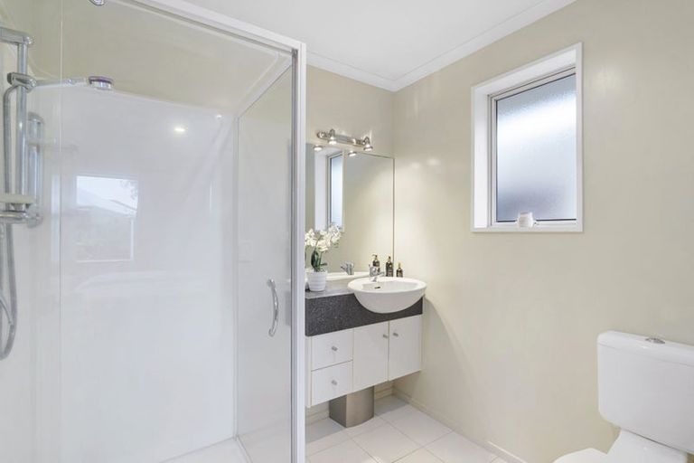 Photo of property in 7 Riverwood Boulevard, Redwood, Christchurch, 8051