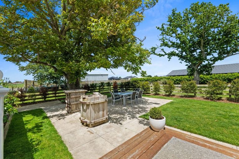 Photo of property in 76 Turuturu Road, Hawera, 4674