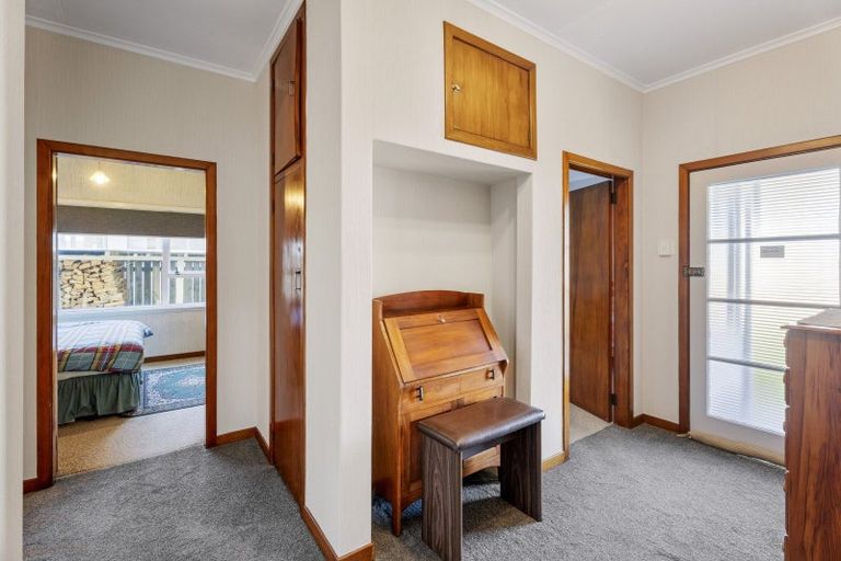 Photo of property in 17 Tasman Street, Opunake, 4616