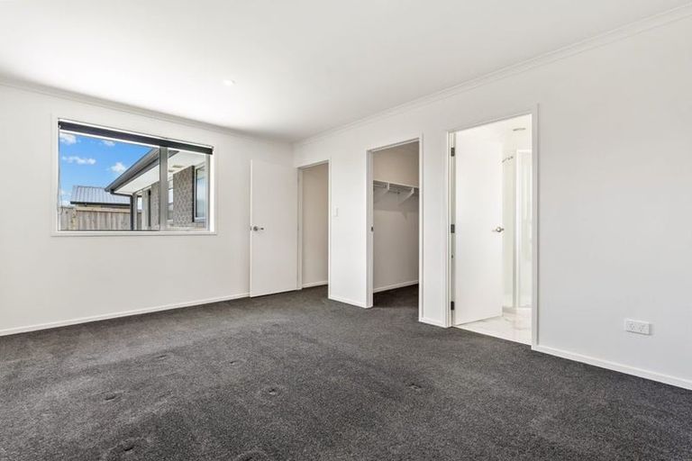 Photo of property in 12 Saint Michaels Crescent, Kelburn, Wellington, 6012