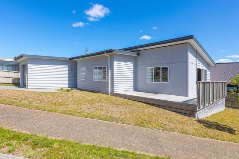 Photo of property in 137 Kennedy Road, Pyes Pa, Tauranga, 3112